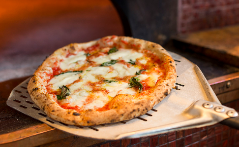 PIZZA ON PEEL