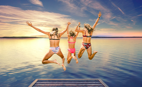 egift card design with girls on dock