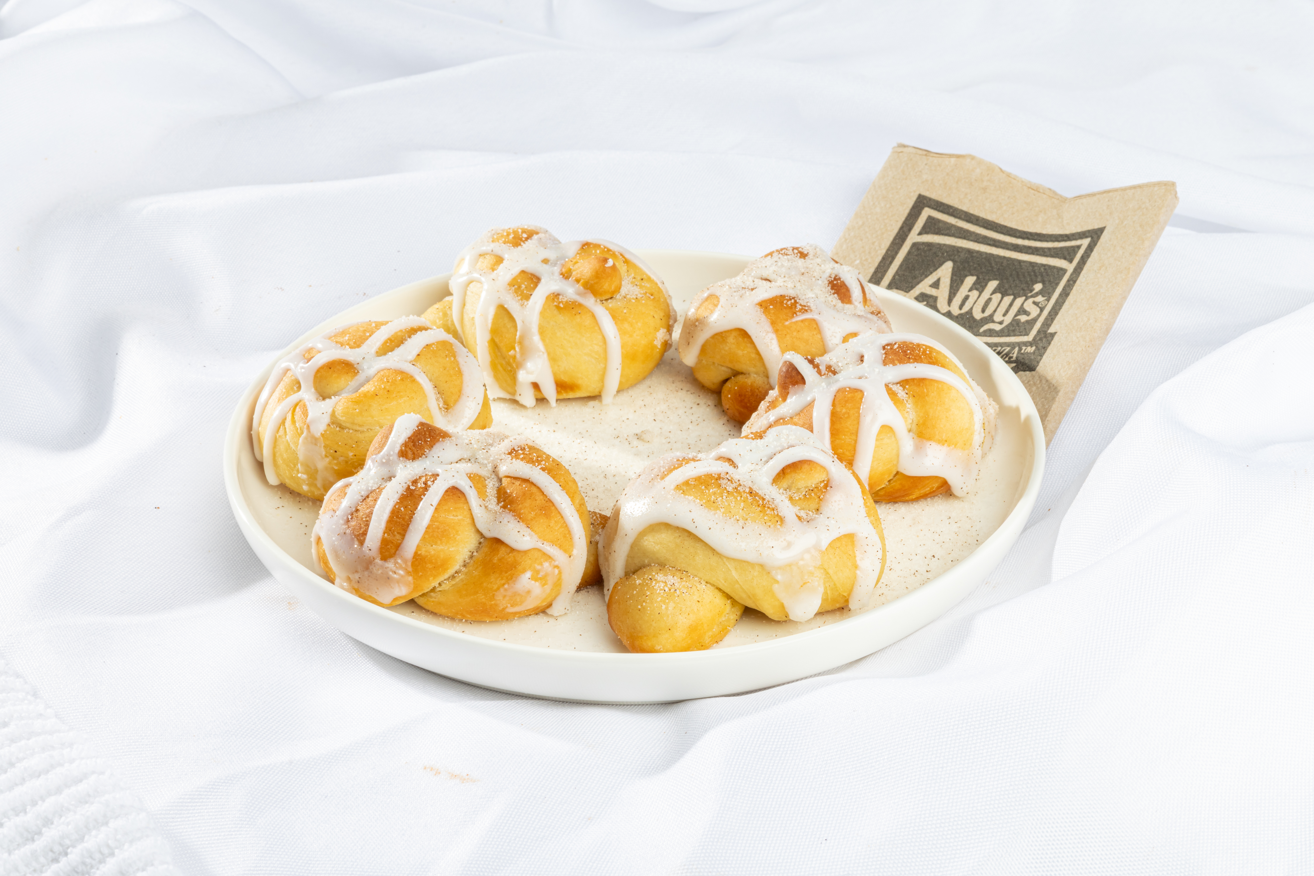 Free Cinnamon Knots