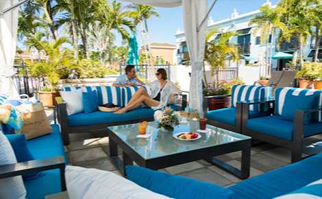 eGift card image of a couple in the gazebo 