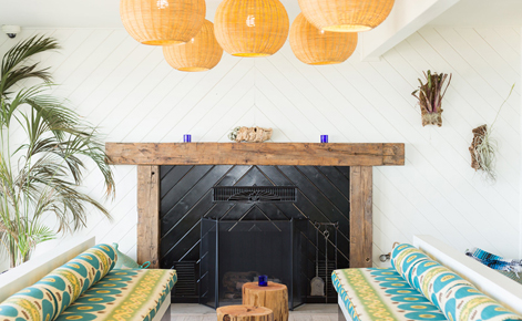 Gift card image of the internal seating area