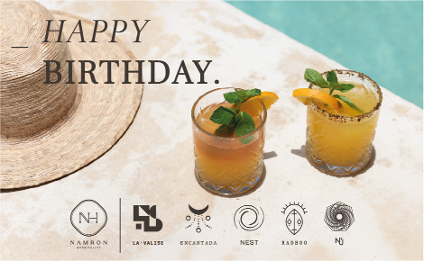 eGift card image of two cocktail at the edge of the pool with the text 